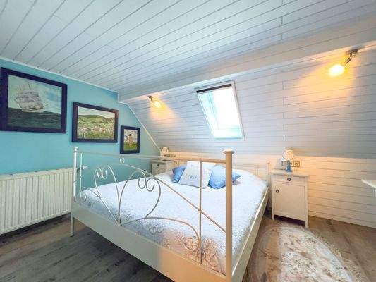 OG Schalfzimmer andere Seite