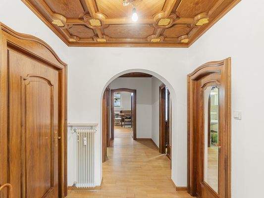 Schöne 3 Zi Stadtwohnung 80m² mit Loggia plus Abstellplatz und Tiefgarage - Khevenhüllerstraße