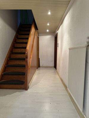 Flur mit Treppenaufgang