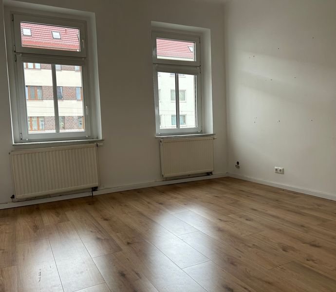 6 Zimmer Wohnung in Leipzig (Wahren)