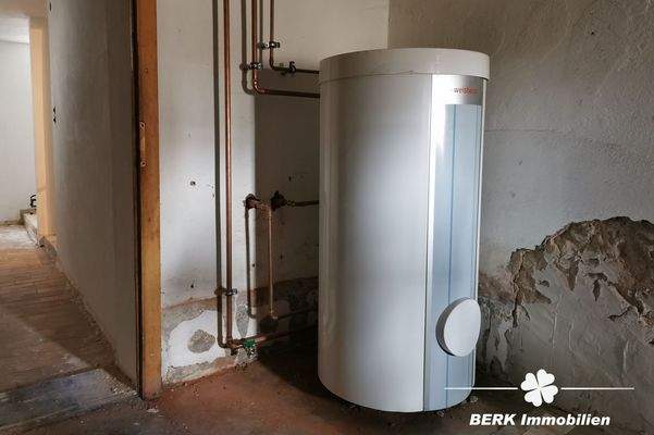 BERK Immobilien - Vorratsbehälter Heizung