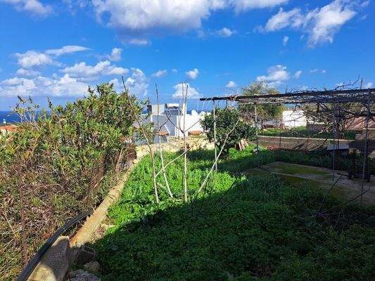Kreta: Freistehendes Haus mit Meerblick in Plaka zu verkaufen