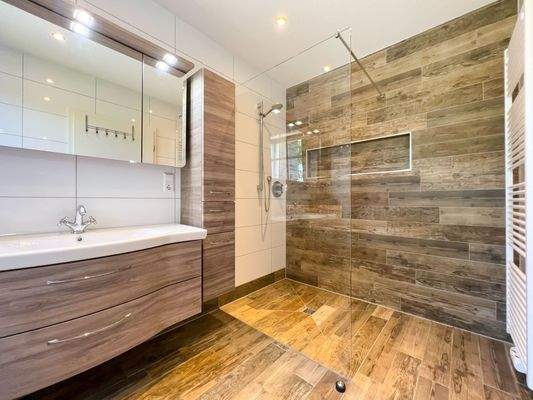 Tageslichtbad Erdgeschoss