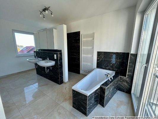 Bad mit DU u BW im OG