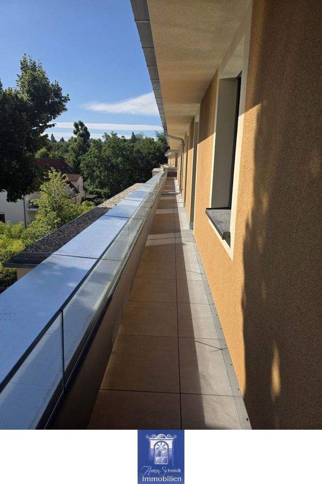 Himmlische Wohnung mit großer Dachterrasse! Erstbezug! - Foto 2