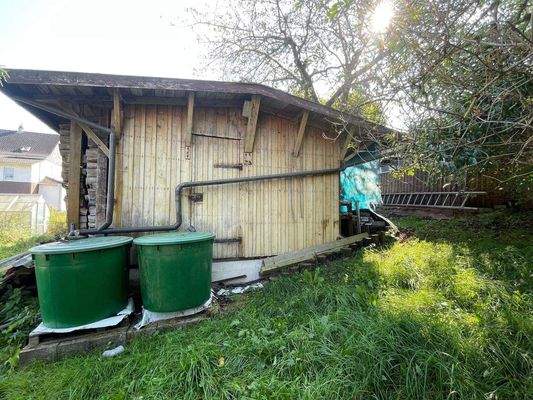 Garten: Rückseite Nebengebäude
