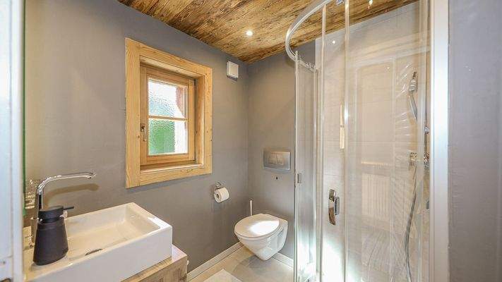 KITZIMMO-Alpenchalet in sonniger Ruhelage mit Kaiserblick - Immobilien Ellmau.