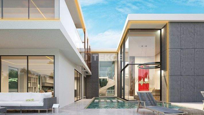 Detached Villa with a Pool near the Beach in İzmir Çeşme