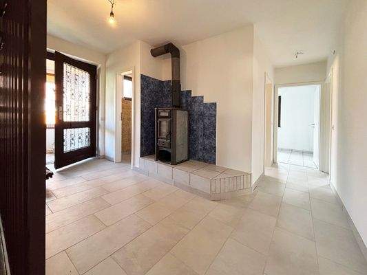 Kamin im Eingangsbereich