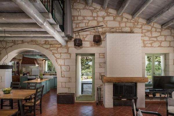 Kreta, Maza: Steinvilla mit beheiztem Pool und Garten in ruhiger Lage zu verkaufen