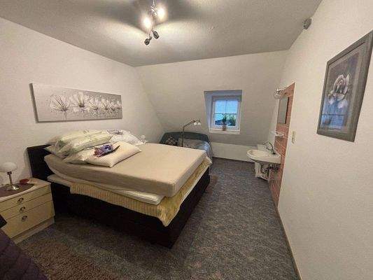 Teilansicht Gästezimmer OG.jpeg