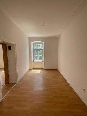 d39d915b-27b5-4ef9-8ade-d16e5f57d36c