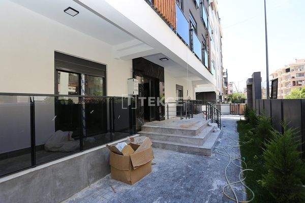Apartments with Indoor and Outdoor Parking in Antalya