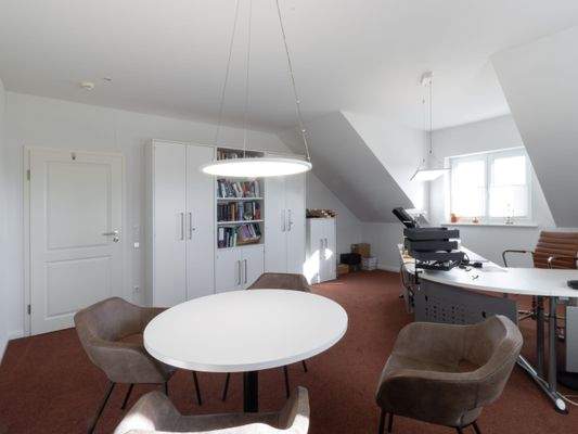 5. Büro.jpg