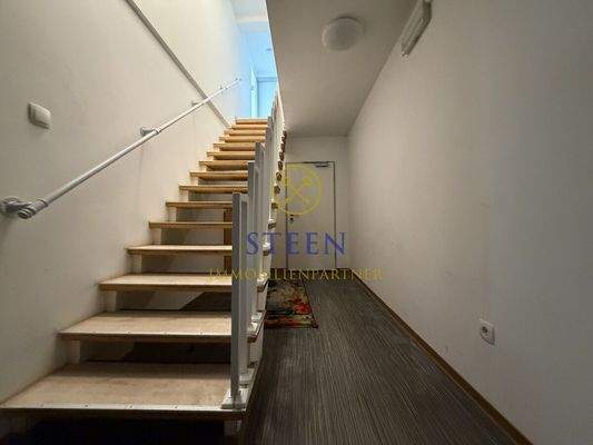 Hausflur Parterre zum 1. OG