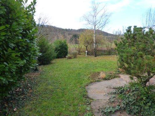 Gartenflächen - leben im Grünen (1).JPG