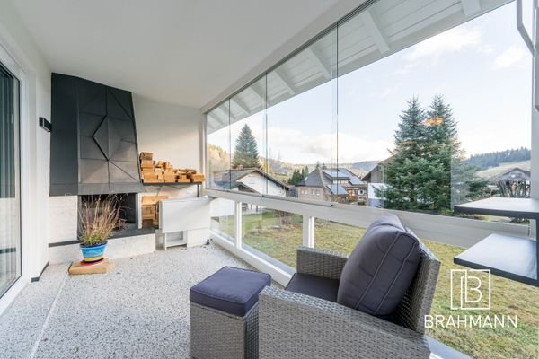 Wintergarten mit Kamin