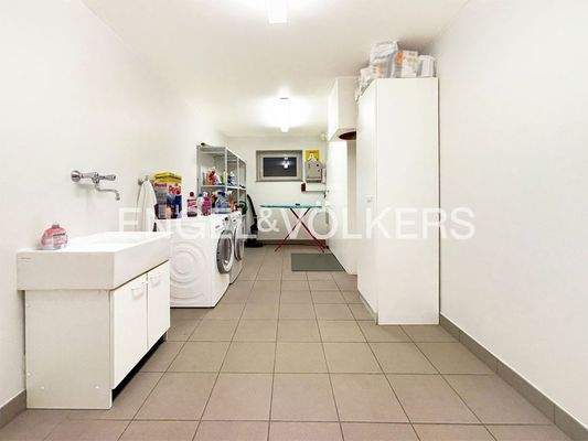 Hauswirtschaftsraum im UG