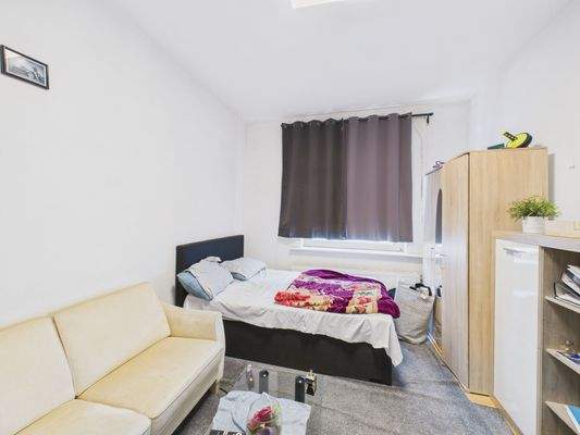 CAM01223G0-PR0168-STILL006