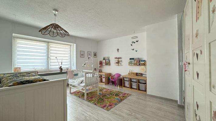 2. Schlafzimmer (EG)