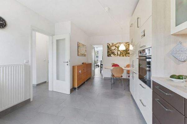 Küche mit Essbereich 