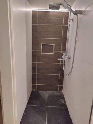 Dusche.jpg