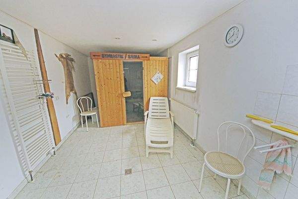 Bad im Nebengelass 2