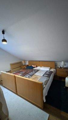 Schlafzimmer DG