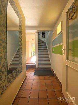 Diele im EG mit Zugang zum Garten