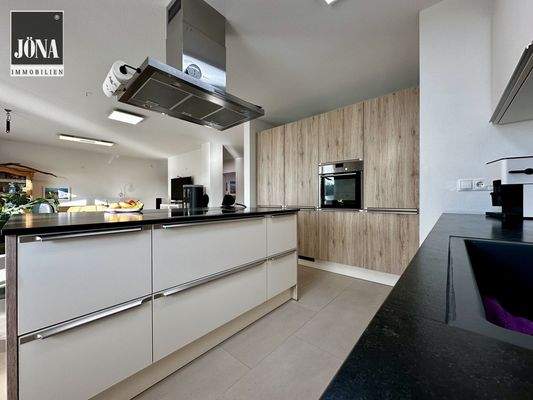 Küche Hauptwohnung 