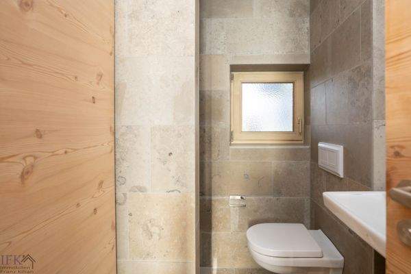 Hobby- bzw. Arbeitsbereich Bad