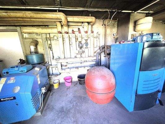 Öl- und Holzheizung