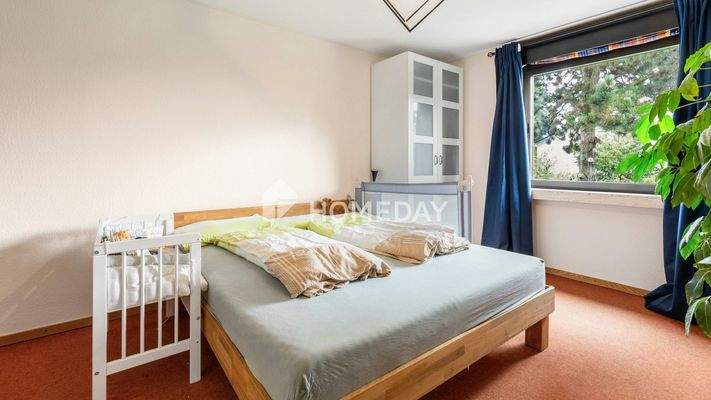 1. OG Schlafzimmer 1