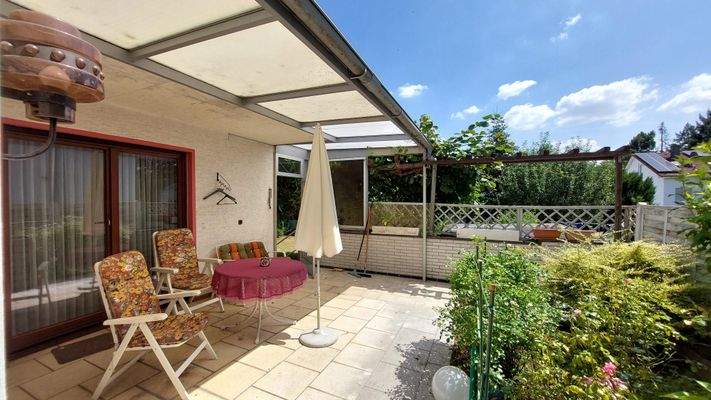 Terrasse am Wohnzimmer