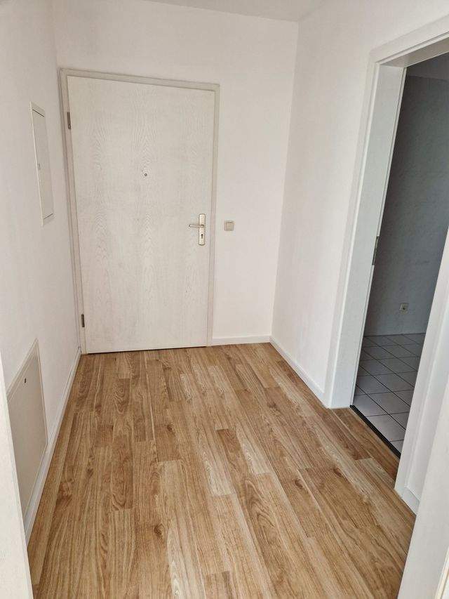 Ruhig + zentral: gemütliche 1-Zi.-Whg. mit Balkon! - Photo 4