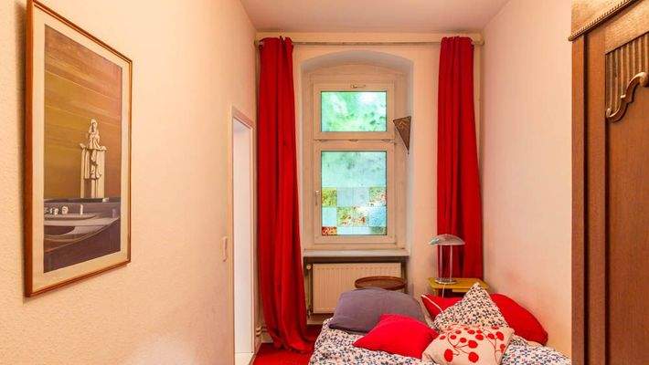 Schlafzimmer (2).jpg