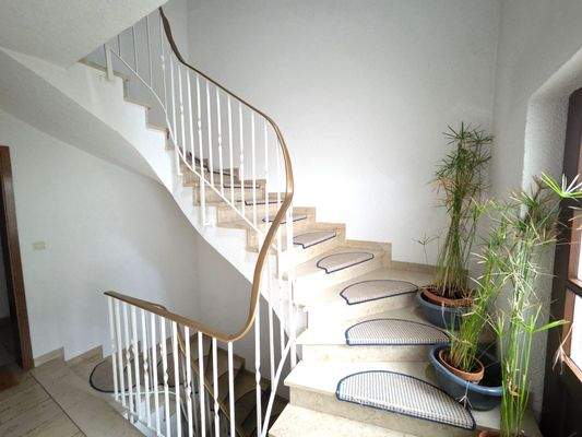 Eingangsbereich / Treppenhaus