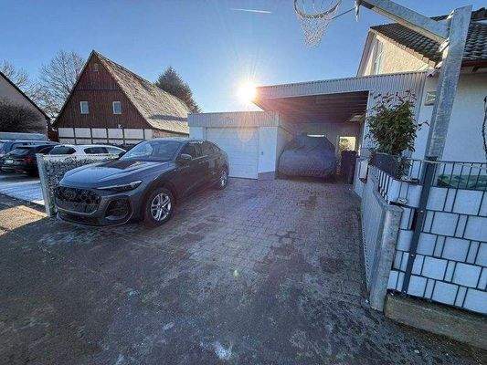 Carport u. Garage
