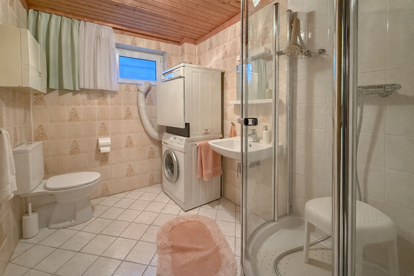 UG - Badezimmer - IST