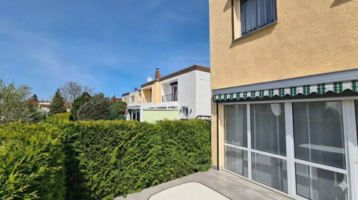 14 Blick Terrasse.png