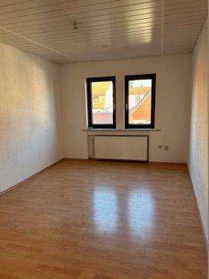 Untere Marktstr. 5 2.OG, 4R (1).jpg