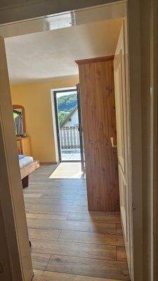 Zimmer mit Balkon OG