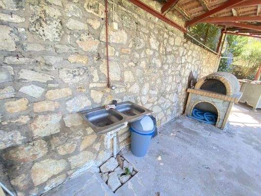 Schöne Villa mit einem separaten zweiten Haus zum Verkauf in Gavalochori