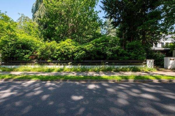 nicht einsehbare Liegenschaft