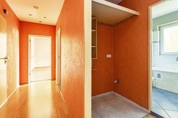 Flur mit Abstellkammer