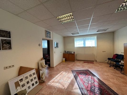 S 8 Büro.jpg