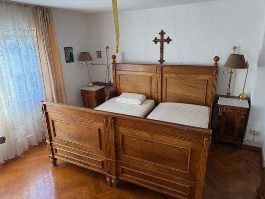 großes Schlafzimmer