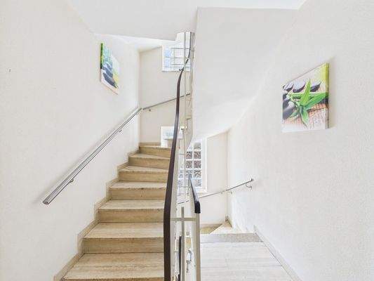gepflegtes Treppenhaus 