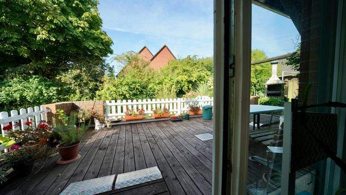 Terrasse mittlere Etage