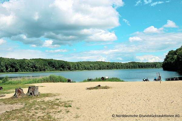 Blick auf das Grundstück